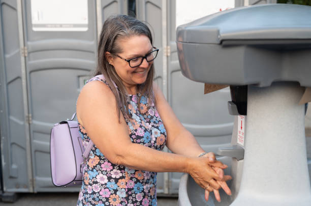 Best Portable bathroom rental  in Milton, WA